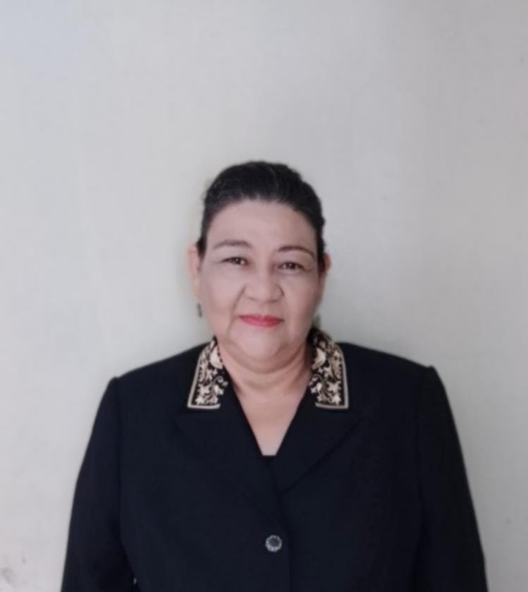 Carmen Reyes
